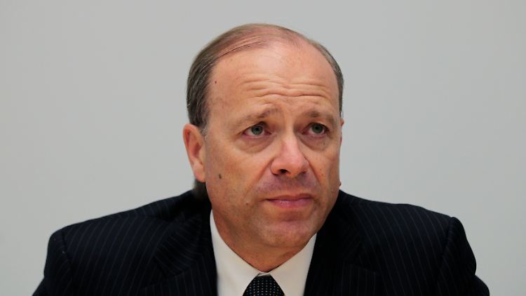 Viehbacher leitete Sanofi seit Dezember 2008.