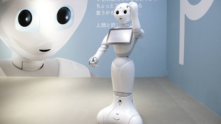 "Pepper" ist laut Softbank der erste Roboter, der Gefühle erkennen kann.
