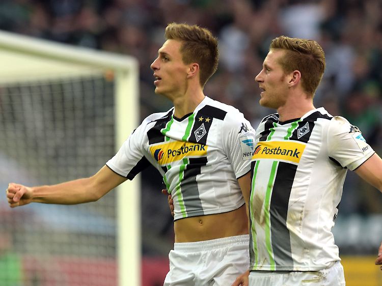 Umschaltkönige: Dank schneller Flügelspieler wie André Hahn und Patrick Herrmann (l.) zählt Borussia Mönchengladbach zu den besten Konterteams der Liga.