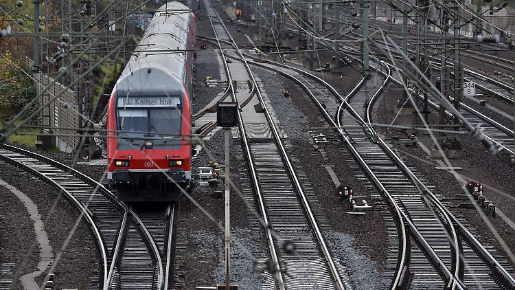 Wer ab Mitte der Woche Bahnfahren will, sollte es sich noch einmal überlegen.
