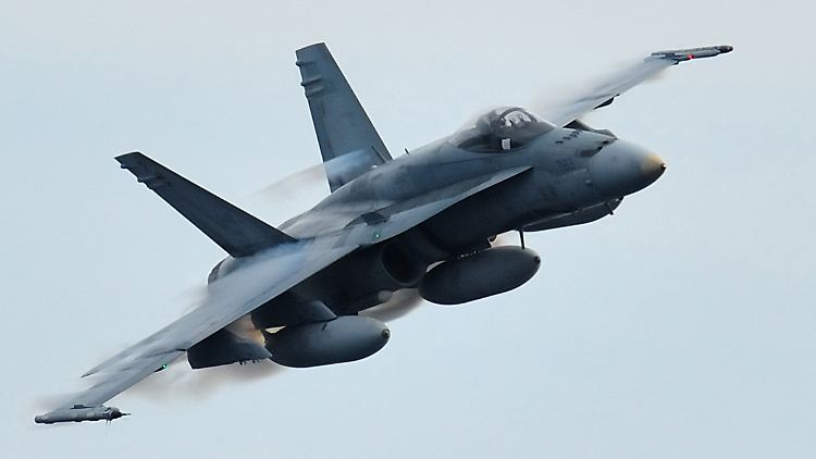 Spezialeinsatz für die kanadischen Kampfjets vom Typ CF-18 "Hornet" (Archivbild): Gleich beim ersten Angriff gelingt angeblich ein wichtiger Schlag gegen die finsteren Pläne der Islamisten.
