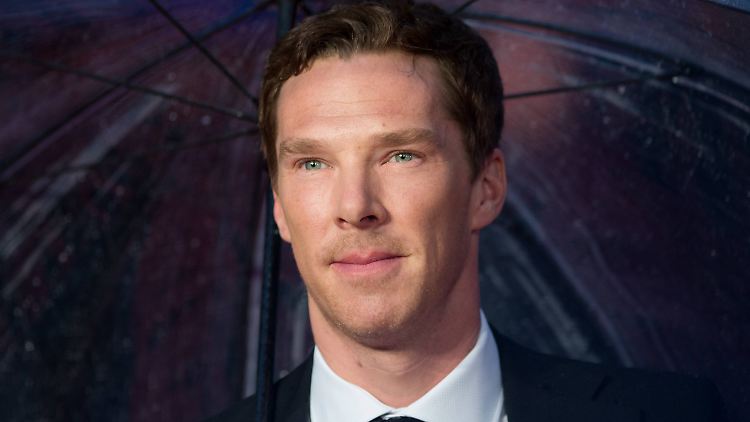 Er mag es klassisch - per Zeitungsanzeige bestätigte Benedict Cumberbatch seine Verlobung.