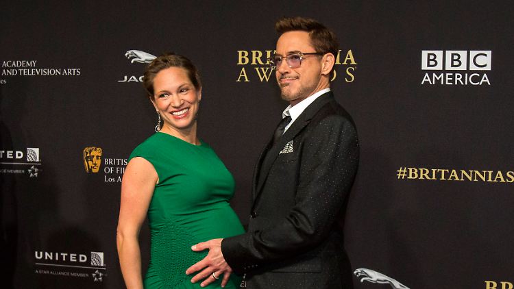 Fototermin vor wenigen Tagen: Robert Downey Jr. und seine hochschwangere Frau Susan (l.).