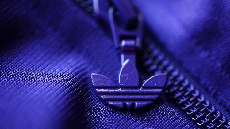 Vor allem die Ukrainekrise belastet Adidas.