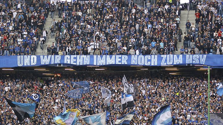 Es ist auch für die eigenen Fans nicht schön anzuschauen - aber der HSV verbessert sich mit kleinen Schritten in der Tabelle.