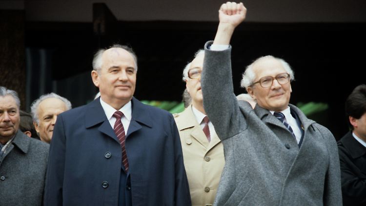 Keinen guten Draht zueinander: Michail Gorbatschow und Erich Honecker.