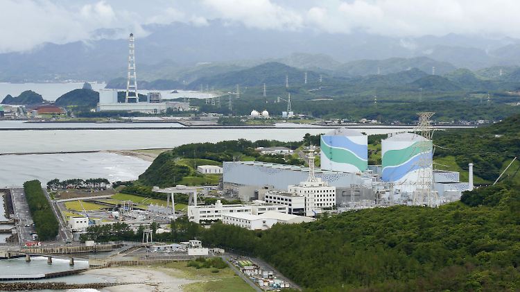 Das Kraftwerk in der Präfektur Kagoshima liegt in der nähe eines Vulkans.