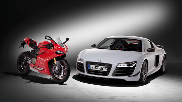 Audi fährt seit 2012 an der Seite des italienischen Motorradbauers Ducati.