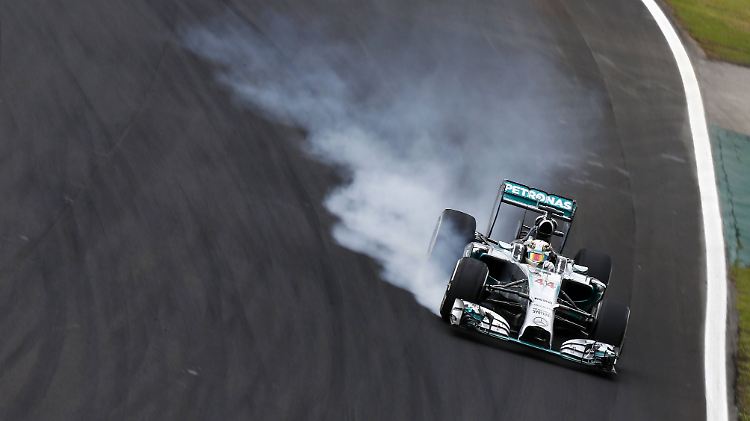 Verbremsen verboten: Lewis Hamilton ist vor dem Kurs in Brasilien gewarnt.