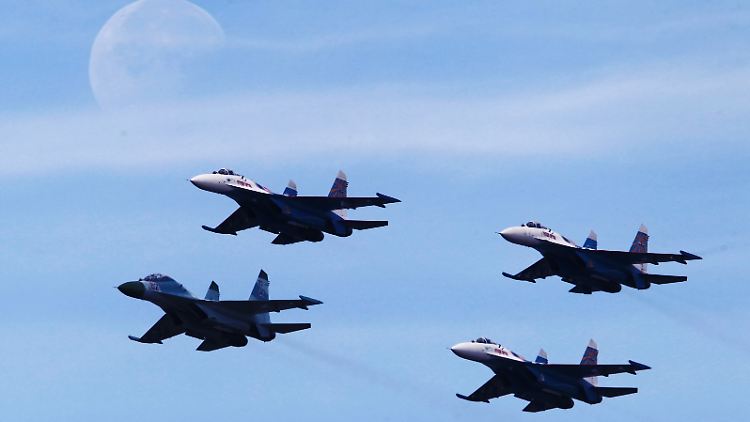 Ende Oktober flog das russische Militär ungewöhnliche Manöver über Europa.