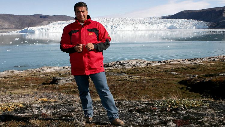 Vor sieben Jahren war Sigmar Gabriel Umweltminister, reiste mit der Kanzlerin nach Grönland um sich schmelzende Gletscher anzusehen und drängte darauf, aus der Kohlekraft auszusteigen.