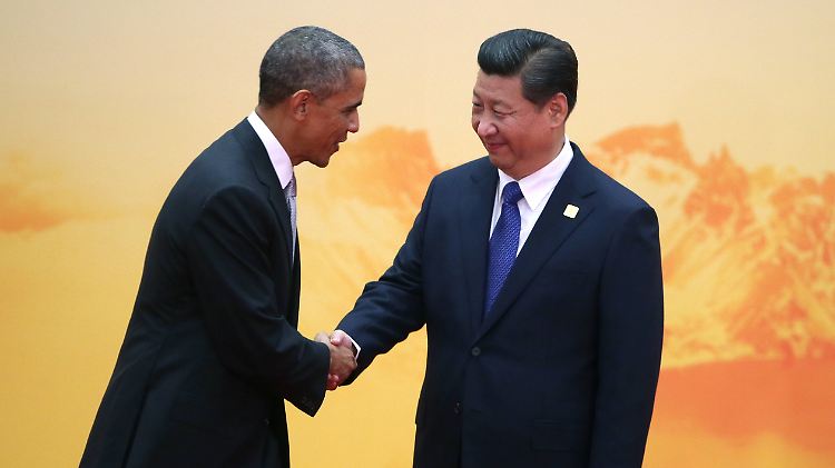 Freundliches Händeschütteln von US-Präsident Obama Chinas Präsident Xi für die Presse in Peking. Im Pazifikraum konkurrieren die USA und China um Macht und Einfluss.