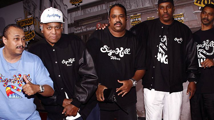 Big Bank Hank (2. v. l.) und die Sugar Hill Gang.