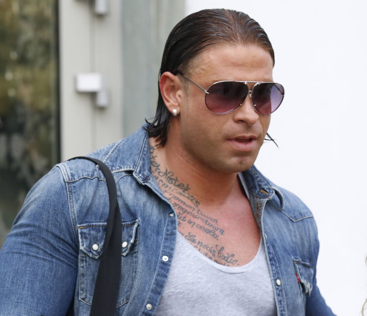 Das ist der Tim Wiese von heute: Ein 120-Kilo-Muskelmann, der mit einer Zweitkarriere als Catcher liebäugelt.