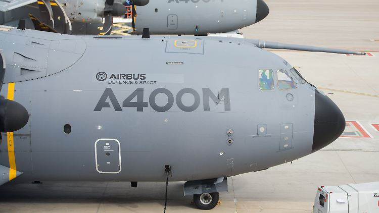 Airbus warnt davor, dass die Kosten für das A400M-Programm die Ergebnisse beeinträchtigen könnten.