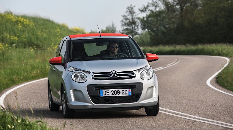 Für knapp 8900 Euro bieten der knapp 3,50 Meter kurze Citroen C1 den 69 PS starken Dreizylinder-Benziner.