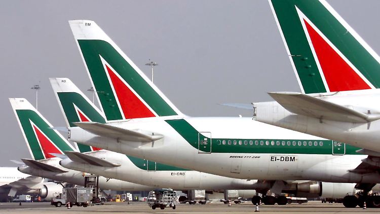 Alitalia hat mit großer Konkurrenz im Billiflugsegment zu kämpfen.