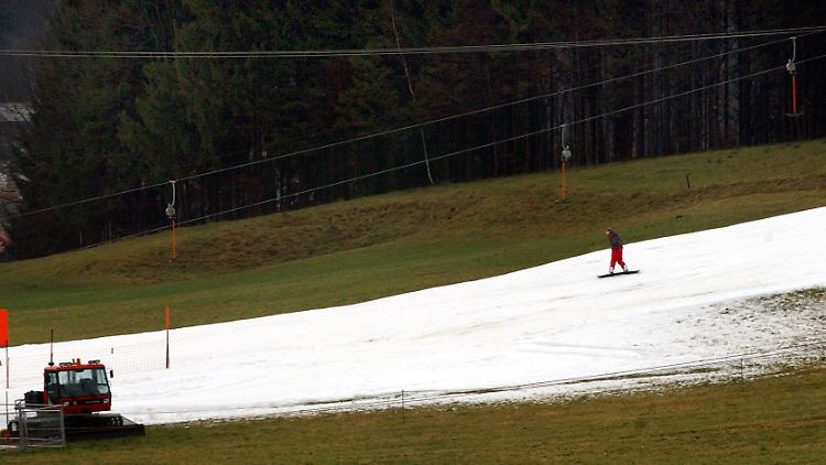 Besonders milde Winter sind für Wintersportliebhaber nicht von Vorteil.
