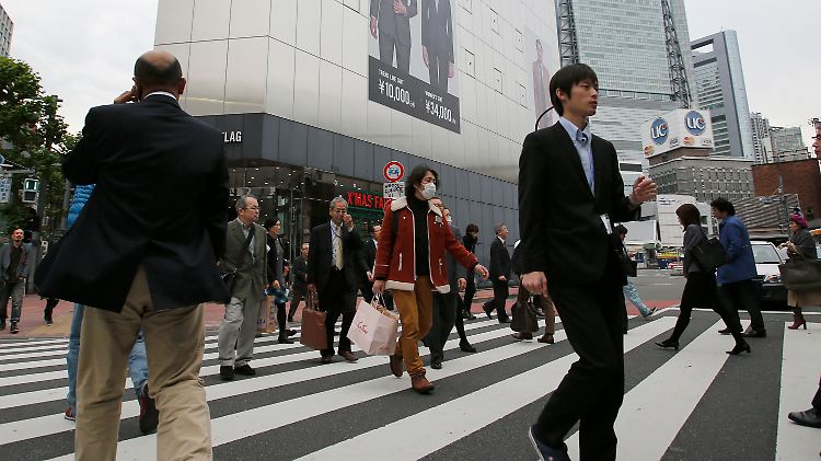 Japans Wirtschaft schrumpft überraschend.
