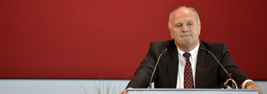 Taxman in Aktion (seinen Gürtel hat er unter dem Mantel versteckt).