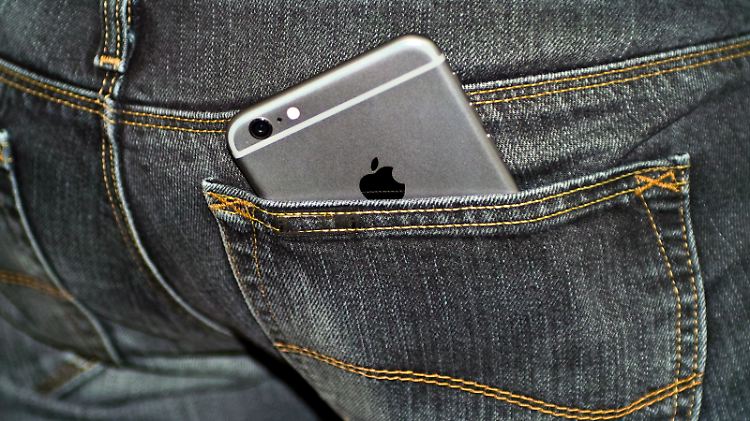 Da gehört eigentlich überhaupt kein Smartphone hin.