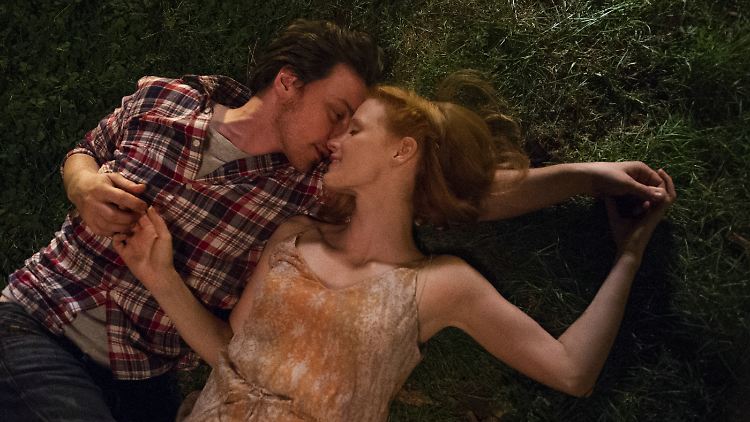 Ein Bild aus unbeschwerten Tagen: Eleanor (Jessica Chastain) und Connor (James McAvoy).