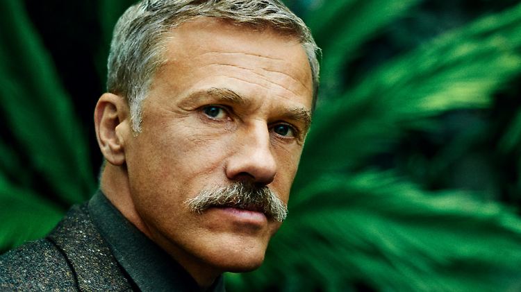 Mit stattlicher Barttracht wirbt Christoph Waltz für Spenden für die Männergesundheit.