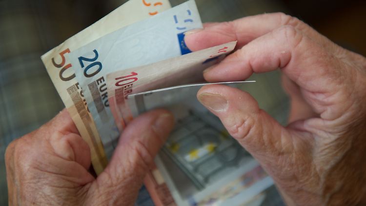 Die Regierung setzt Spielräume für deutliche Rentensteigerungen.