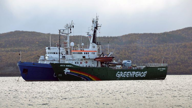 Erst im August war die "Arctic Sunrise" nach Monaten des Zwangsaufenthalts im russischen Murmansk wieder im Heimathafen von Amsterdam eingelaufen. 