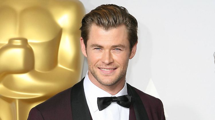 Gut sieht er schon aus, aber ist Schauspieler Chris Hemsworth wirklich der "Sexiest Man Alive"?