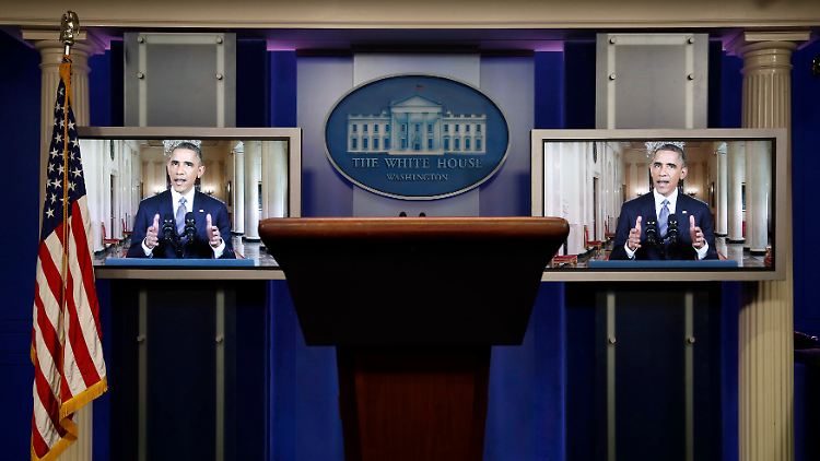 Politik per TV-Ansprache: Im Weißen Haus konnten Korrespondenten Obamas Rede an Flachbildschirmen mitverfolgen.