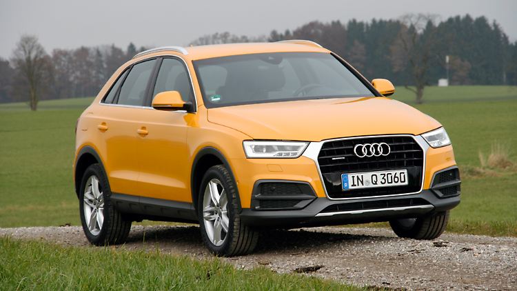 Der plastisch akzentuierte Single-Frame-Grill kennzeichnet den neuen Q3.