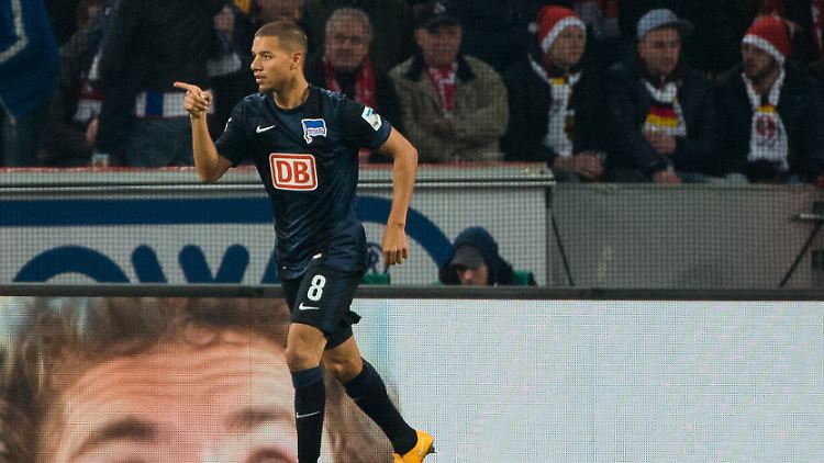 Kann es selbst kaum fassen: Ndjeng feiert seinen Treffer zum 2:1.