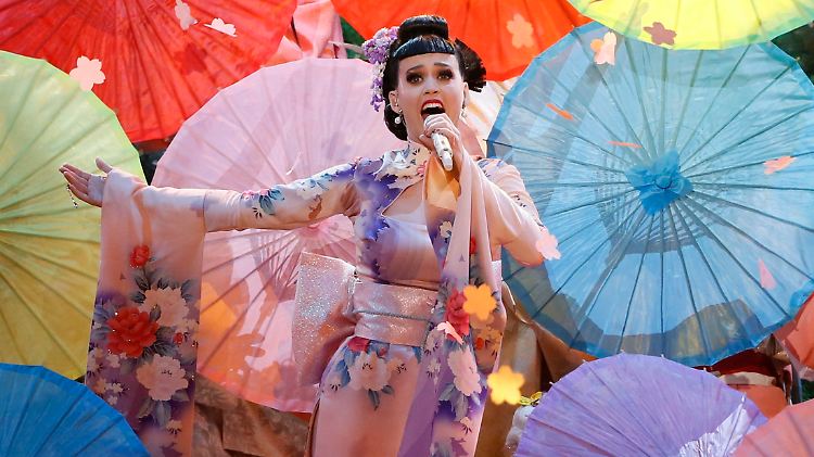 Sportfans dürfen sich schon jetzt freuen: Katy Perry wird die Halbzeit-Attraktion beim Super Bowl 2015.