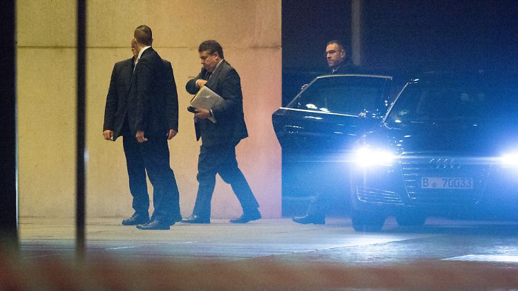 Auf dem Weg ins Kanzleramt: Bundeswirtschaftsminister Sigmar Gabriel.