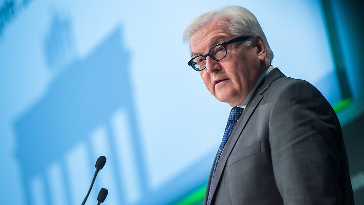 Außenminister Frank-Walter Steinmeier möchte den Gesprächsfaden zu Russland nicht abreißen lassen.
