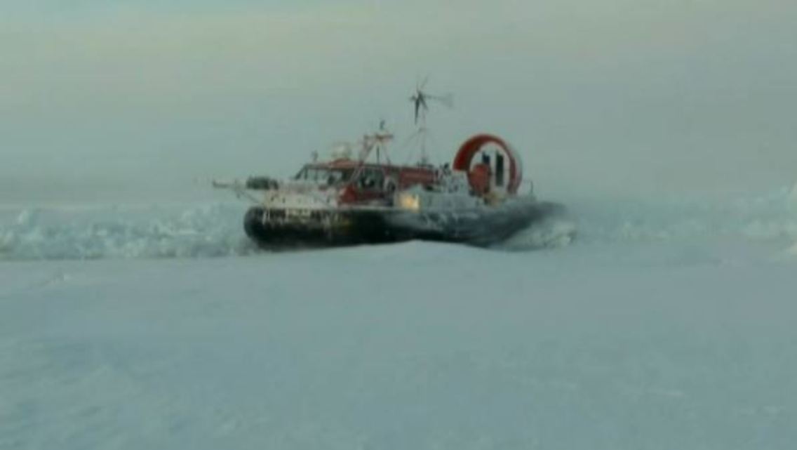 hovercraft2.JPG