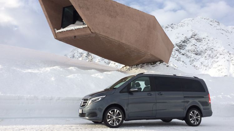 Die V-Klasse muss sich auf dem Timmelsjoch bewähren.