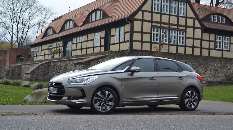 Der Citroen DS 5 ist optisch außergewöhnlich und wirklich schick. 