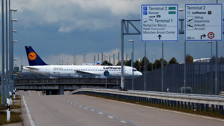 Streik Nr. 10 reißt klaffende Lücken in den Flugplan: Kurz- und Mittelstrecke sind nicht betroffen.
