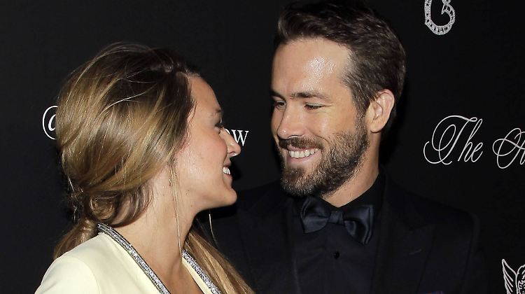 Seit Blake Lively mit seinem Kind schwanger ist, kann Ryan Reynolds die Augen noch viel weniger von ihr lassen.