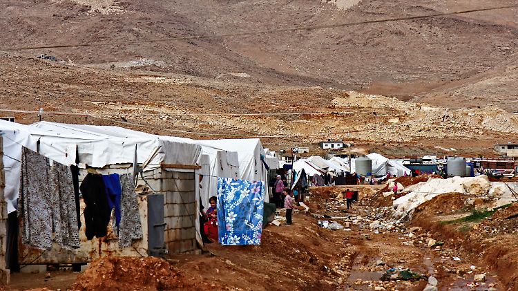 Flüchtlingslager in den Bergen Libanons