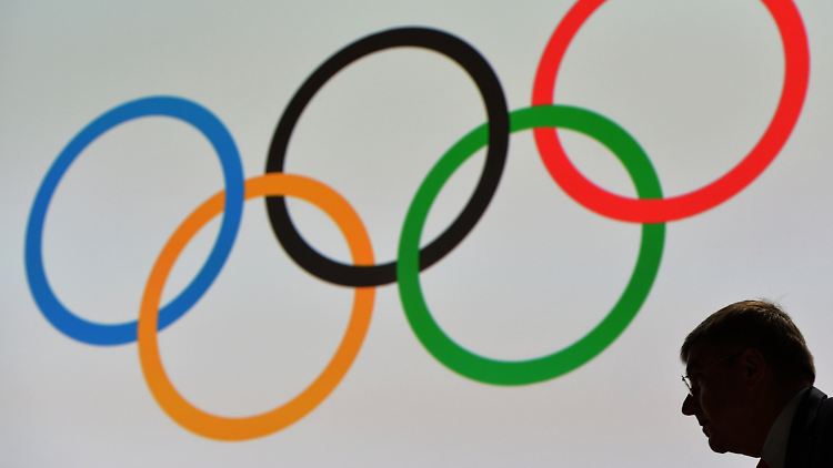 IOC-Boss Thomas Bach sieht ernsthafte Anschuldigungen, zieht aber noch keine ernsthaften Konsequenzen.