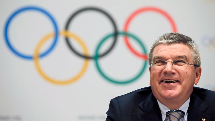 "Ein wichtiger Tag für das IOC und für die olympische Bewegung", erklärt Bach nach der Abstimmung.