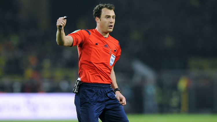 "Nicht in der von einem redlichen Schiedsrichter zu erwartenden Art und Weise widersprochen": Felix Zwayer.