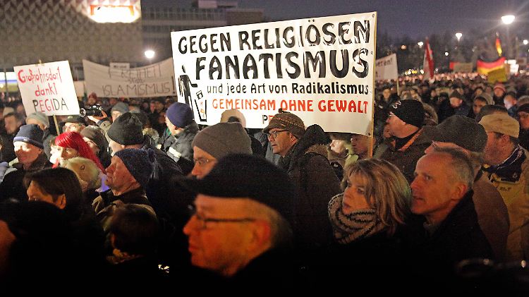 Bei der Pegida-Veranstaltung am Montagabend in Dresden.