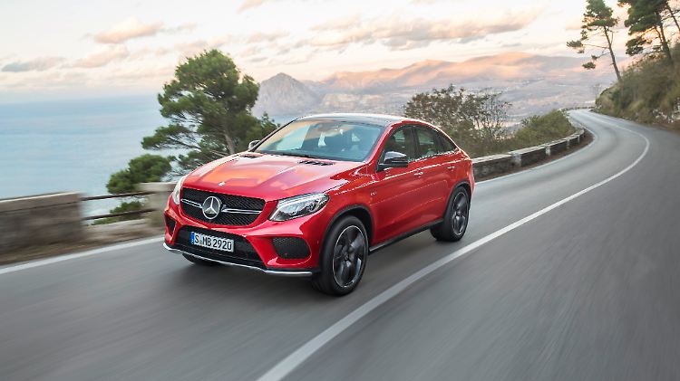 Das Mercedes GLE Coupé soll gegen den BMW X6 reüssieren.