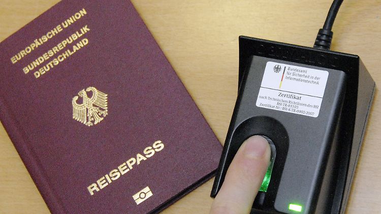 Kein Freifahrtschein in den Terrorurlaub: Reisepässe dürfen auch auf Verdacht eingezogen werden. 