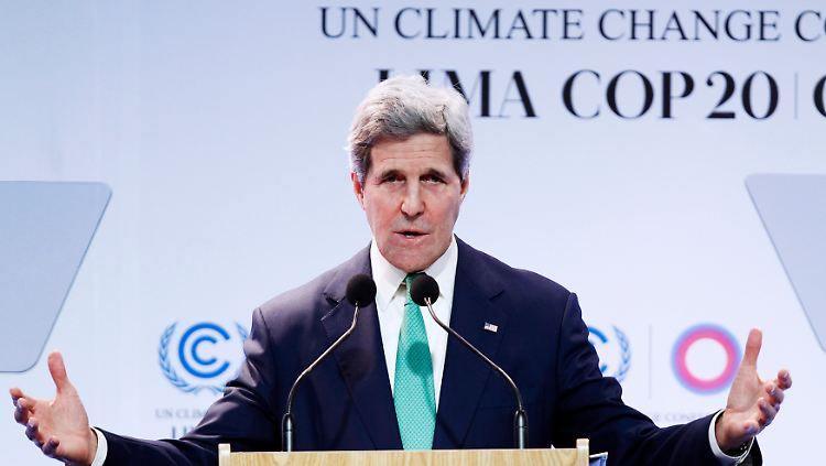 Die USA zeigen mit dem Finger auf die Schwellenländer: US-Außenminister John Kerry bei seiner Rede auf dem UN-Klimakonferenz COP 20 in Lima.