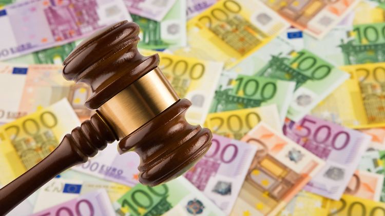 Wer ausschließlich wegen eines Werbeversprechens einen finanziellen Schaden erlitten hat, kann nun Schadenersatz fordern.